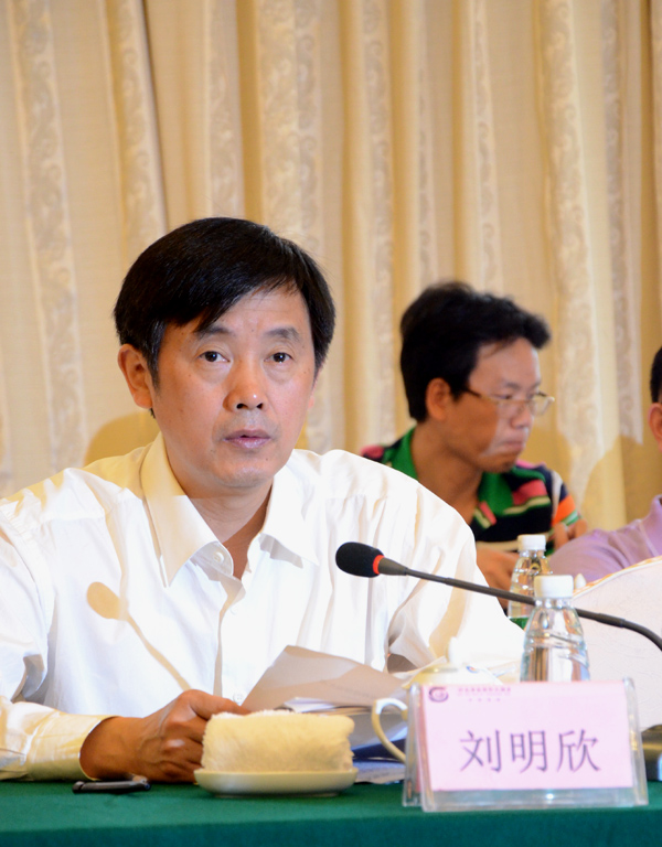 湖南省人民政府副秘书长 刘明欣