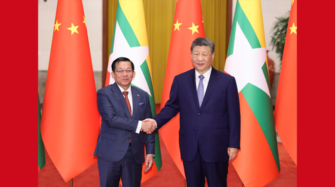 习近平同缅甸总统敏昂莱举行会谈