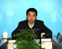 国土资源部党组成员、全国培训活动办公室主任王瑞生主持会议并讲话