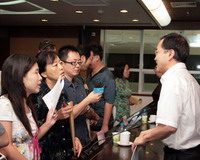 黄鹤图接受采访