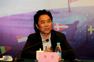 多吉院士回答记者提问