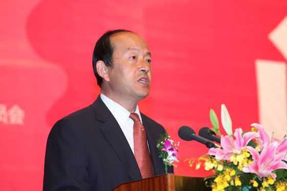 大赛裁判长杨晓奇作固体矿产钻探工决赛现场操作技能竞赛技术点评