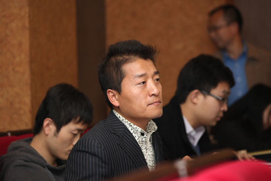 记者就相关问题进行提问