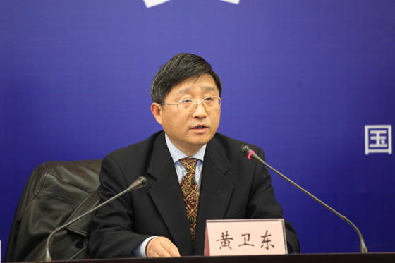 湖南省人民政府副秘书长黄卫东同志介绍博览会情况