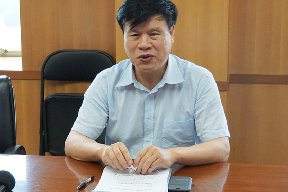 中国地质博物馆馆长、党委书记贾跃明介绍相关情况