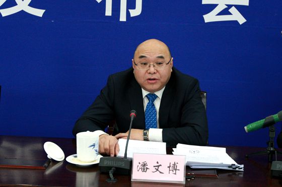 农业部种植业管理司潘文博副司长回答记者提问