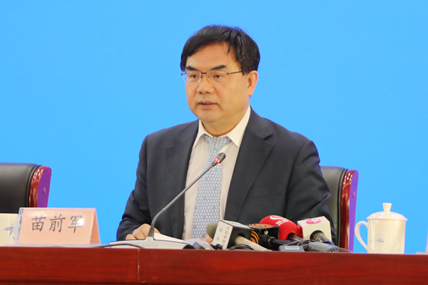 自然资源部自然资源调查监测司苗前军司长回答记者提问